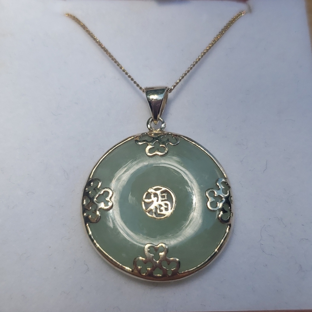Genuine Jade Green Circle Good Luck Pendant Chain
